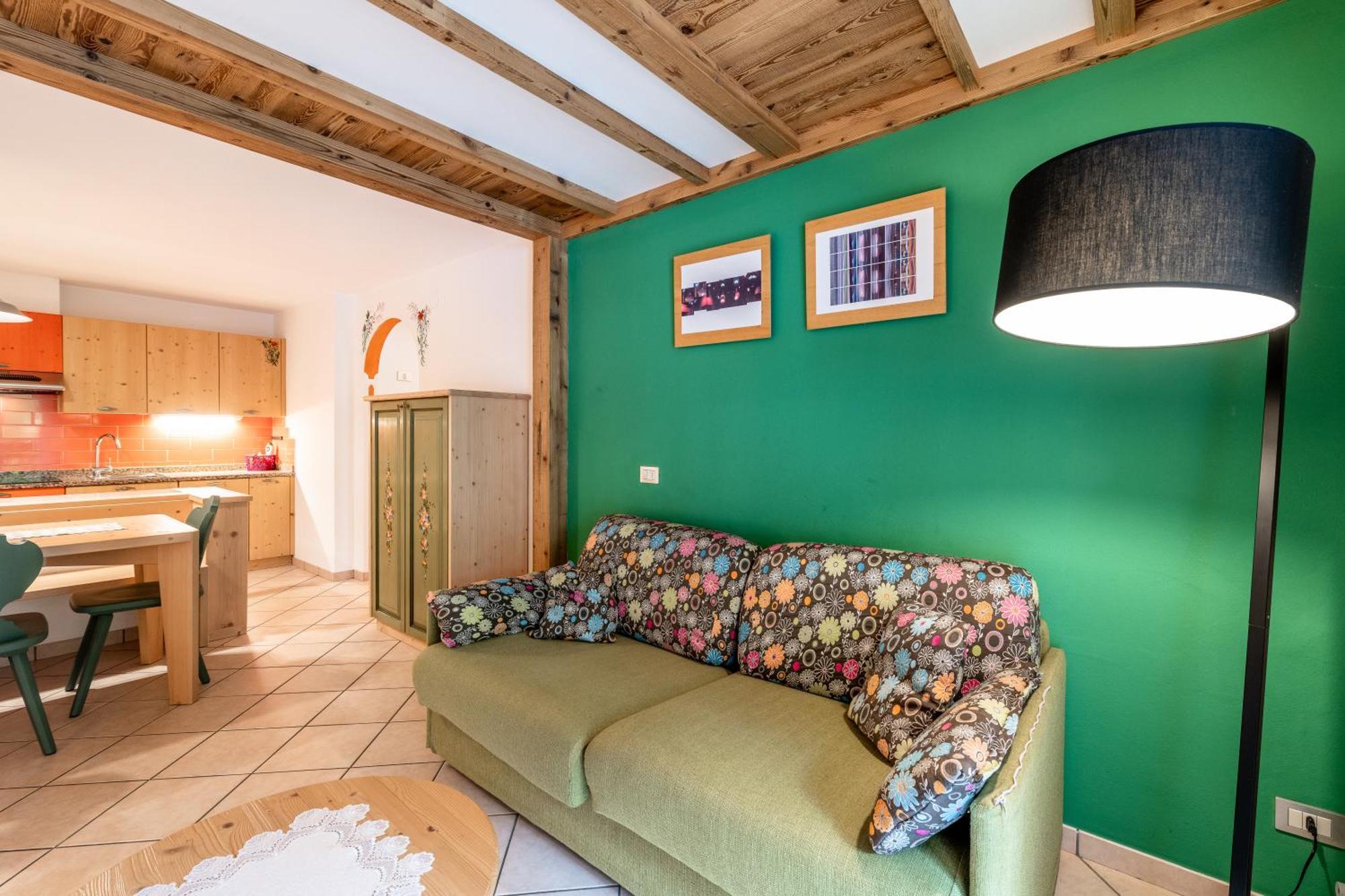 Appartamenti Cesa Maria Mountain Hospitality カナツェーイ エクステリア 写真