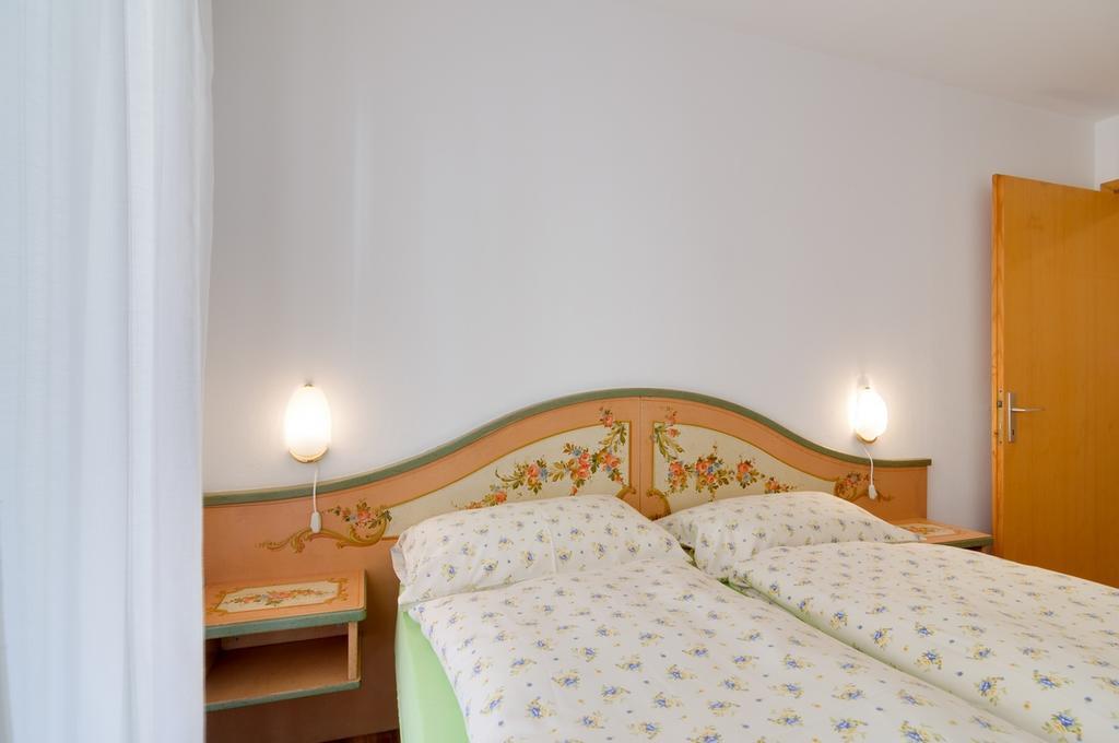 Appartamenti Cesa Maria Mountain Hospitality カナツェーイ エクステリア 写真