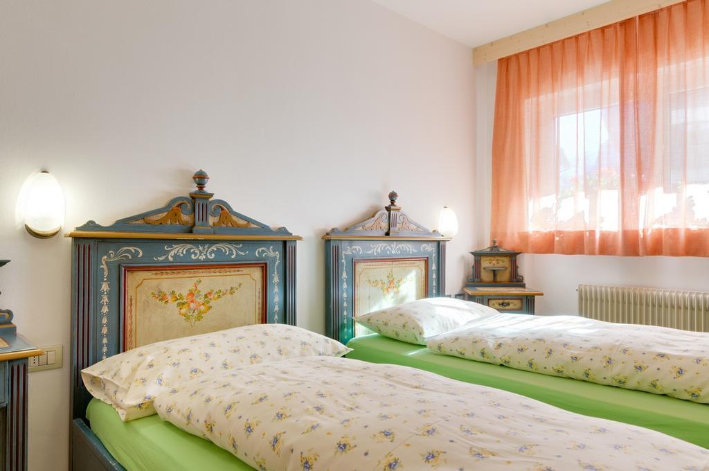 Appartamenti Cesa Maria Mountain Hospitality カナツェーイ エクステリア 写真
