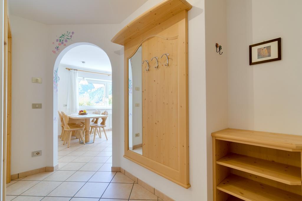 Appartamenti Cesa Maria Mountain Hospitality カナツェーイ エクステリア 写真